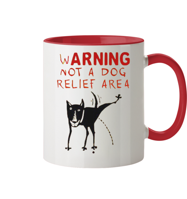 Die "Warning Not a Dog Relief Area" Keramiktasse mit pinkelndem American Bully und witzigem Spruch ist der perfekte Hingucker für alle Hundeliebhaber. Außen Weiß, innen Rot, mit komfortablem C-Henkel und einem Fassungsvermögen von 330 ml – ideal für Kaffeegenuss mit einem Lächeln!